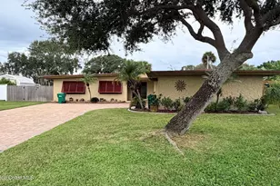 630 Java Rd, Cocoa Beach, FL 32931 - Photo 3