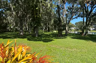 1047 Sunflower Ln NE, Palm Bay, FL 32907 - Photo 19