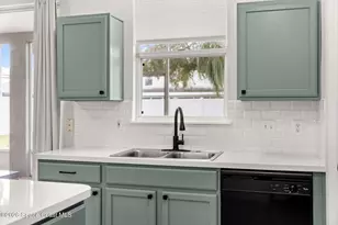 5267 Mansford Pl, Melbourne, FL 32940 - Photo 3