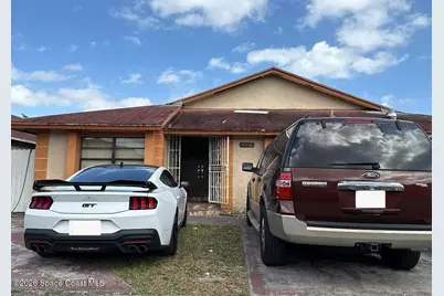 756 SW 99th Ct Circle, Miami, FL 33174 - Photo 1