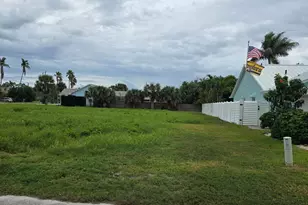 225 Spoonbill Ln, Melbourne Beach, FL 32951 - Photo 1