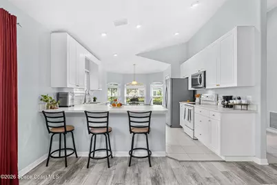 1281 Indian Oaks Drive, Melbourne, FL 32901 - Photo 9