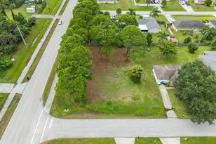 498 Haskell Ave SE, Palm Bay, FL 32909 - Photo 1