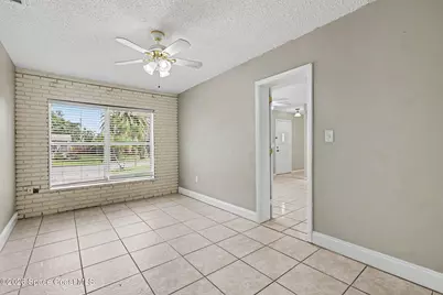 2419 Lakeview Drive, Melbourne, FL 32935 - Photo 21