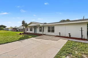 2419 Lakeview Dr, Melbourne, FL 32935 - Photo 3