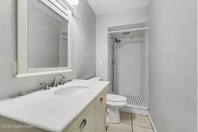2419 Lakeview Drive, Melbourne, FL 32935 - Photo 23