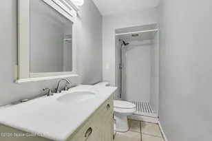 2419 Lakeview Dr, Melbourne, FL 32935 - Photo 23