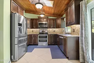 561 Sterling St NE, Palm Bay, FL 32907 - Photo 5