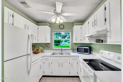 99 Springlake Drive #101, Vero Beach, FL 32962 - Photo 7
