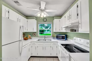 99 Spring Lake Dr, Vero Beach, FL 32962 - Photo 7