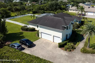 3820 Ramblewood Court, Melbourne, FL 32934 - Photo 11