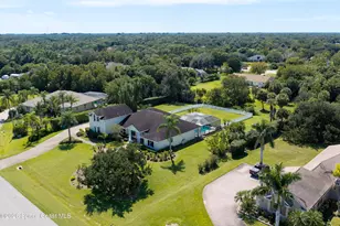 3820 Ramblewood Ct, Melbourne, FL 32934 - Photo 3