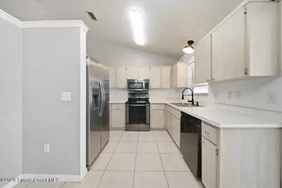 6390 Gillette Avenue, Cocoa, FL 32927 - Photo 19