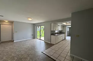 682 Americana Blvd NE, Palm Bay, FL 32907 - Photo 7