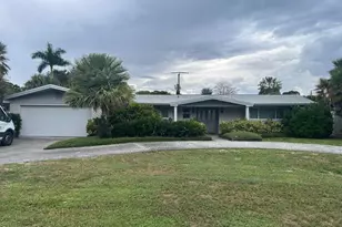 2404 Scenic Dr, Melbourne, FL 32901 - Photo 1