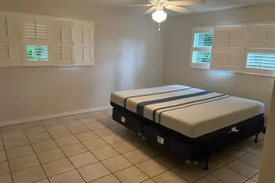 2404 Scenic Dr, Melbourne, FL 32901 - Photo 19