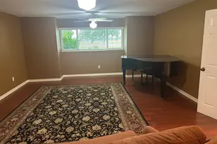 2404 Scenic Dr, Melbourne, FL 32901 - Photo 9
