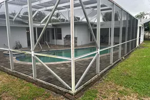 2404 Scenic Dr, Melbourne, FL 32901 - Photo 31