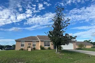 1580 SE Dorsett Ln SE, Palm Bay, FL 32909 - Photo 1