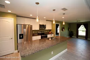 950 Douglas St SE, Palm Bay, FL 32909 - Photo 5