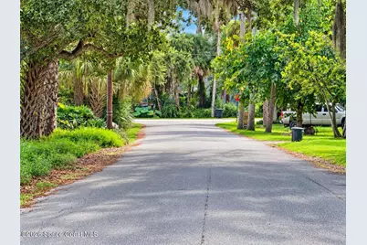 6890 Ward Parkway, Melbourne Village, FL 32904 - Photo 39