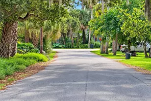 6890 Ward Pkwy, Melbourne Village, FL 32904 - Photo 39