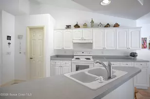 263 Camino Pl, Melbourne Beach, FL 32951 - Photo 5