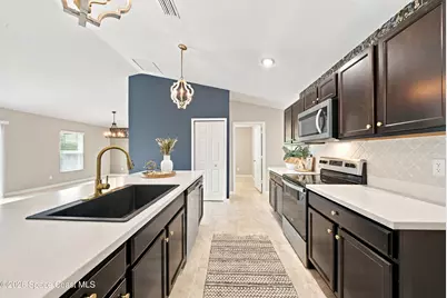 206 Wendover Road SW, Palm Bay, FL 32908 - Photo 7