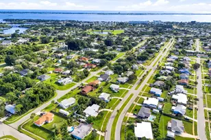1054 Daytona Dr NE, Palm Bay, FL 32905 - Photo 33