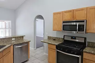 911 Wood Creek Dr, Melbourne, FL 32901 - Photo 5