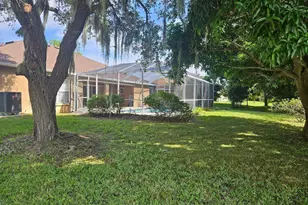 911 Wood Creek Dr, Melbourne, FL 32901 - Photo 25