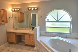 911 Wood Creek Dr, Melbourne, FL 32901 - Photo 11