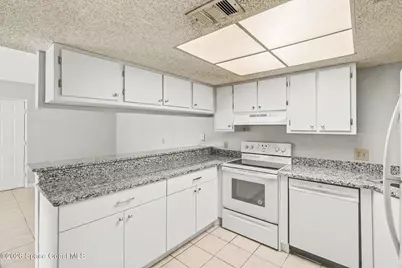 1600 Sunny Brook Lane NE #F101, Palm Bay, FL 32905 - Photo 5
