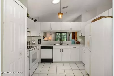 3011 Saint James Lane, Melbourne, FL 32935 - Photo 9