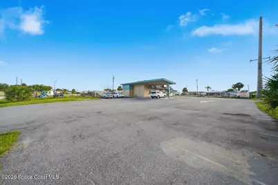 1872 E Merritt Island Causeway, Merritt Island, FL 32952 - Photo 29