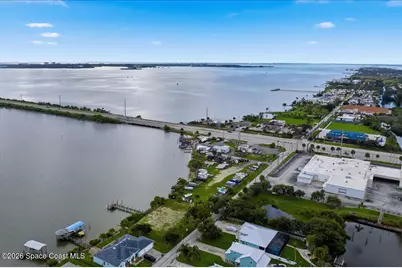 1872 E Merritt Island Causeway, Merritt Island, FL 32952 - Photo 19