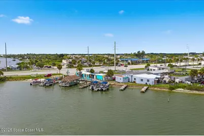1872 E Merritt Island Causeway, Merritt Island, FL 32952 - Photo 9