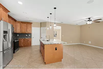 394 Breckenridge Circle SE, Palm Bay, FL 32909 - Photo 9
