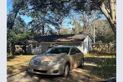 2313 Lois Lane, Tallahassee, FL 32301 - Photo 3