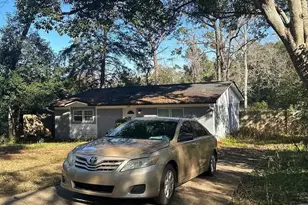 2313 Lois Ln, Tallahassee, FL 32301 - Photo 3
