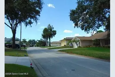 10611 Mira Vista Drive, Port Richey, FL 34668 - Photo 5
