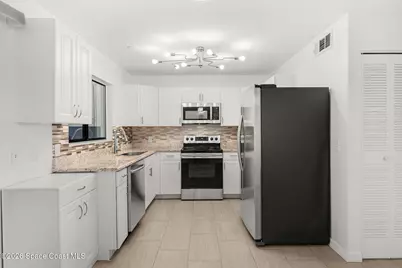 7808 Shadowood Drive #802, West Melbourne, FL 32904 - Photo 5