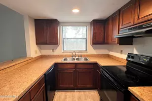 588 N Wickham Rd, Melbourne, FL 32935 - Photo 19