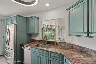 858 Ridge Lake Dr, Melbourne, FL 32940 - Photo 11