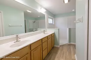 681 Indian Oaks Dr, Melbourne, FL 32901 - Photo 13