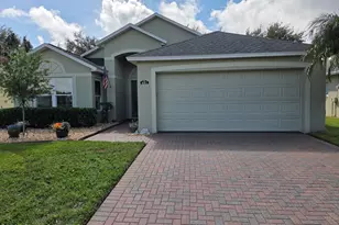 681 Indian Oaks Dr, Melbourne, FL 32901 - Photo 1