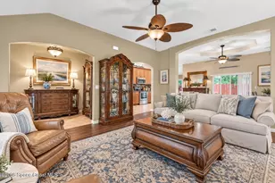 143 Palm Cir, Melbourne, FL 32940 - Photo 3