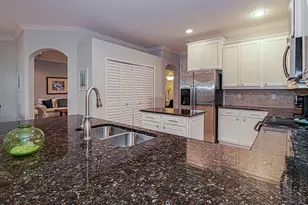6400 Montserrat Dr, Vero Beach, FL 32967 - Photo 15