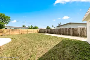 215 NE 2nd St, Satellite Beach, FL 32937 - Photo 31