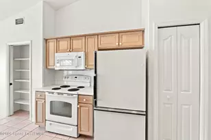 995 Wildwood Dr, Melbourne, FL 32940 - Photo 11